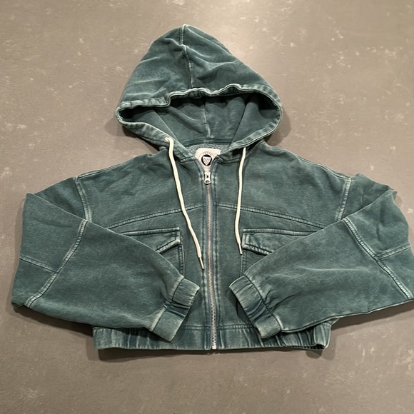 Urban Outfitters Yogi Cropped Hoodie NWT Small Teal - Picture 3 of 6